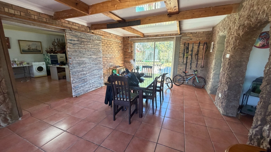 3 Bedroom Property for Sale in La Hoff North West